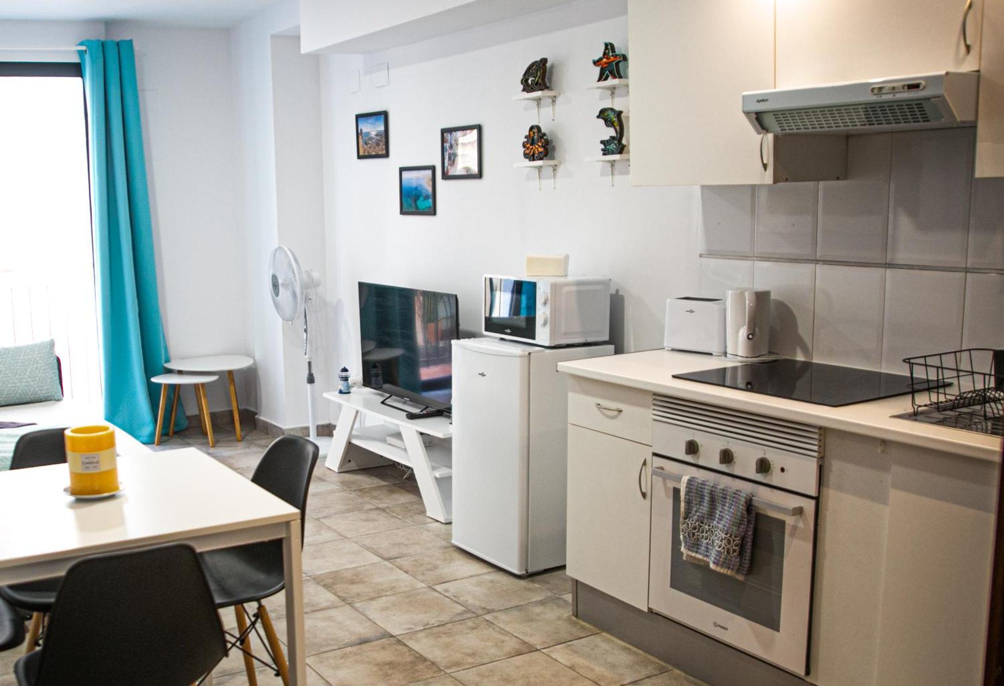 Charming Duplex - Historic Center - 7Min To Beach Аликанте Екстериор снимка